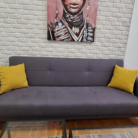 Grove Ii = Strict Centre