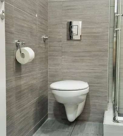 Grove Ii = Strict Centre Apartamento *