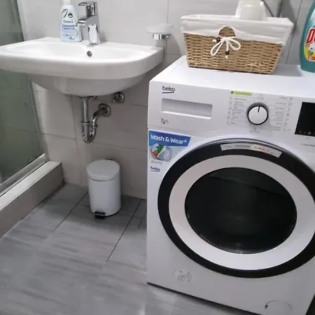 Grove Ii = Strict Centre Apartamento