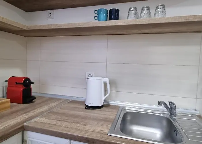 Grove Ii = Strict Centre Apartamento Novi Sad